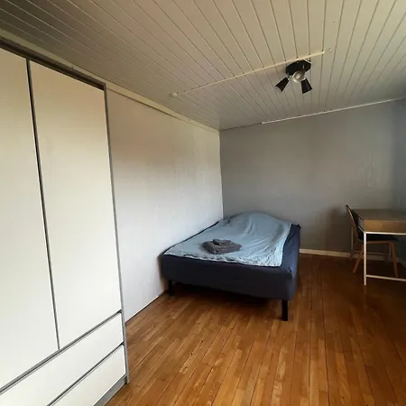 Accommodatie bij particulieren Cozy In Rodbyhavn! Right Next To Femern & Puttgarden Rødby